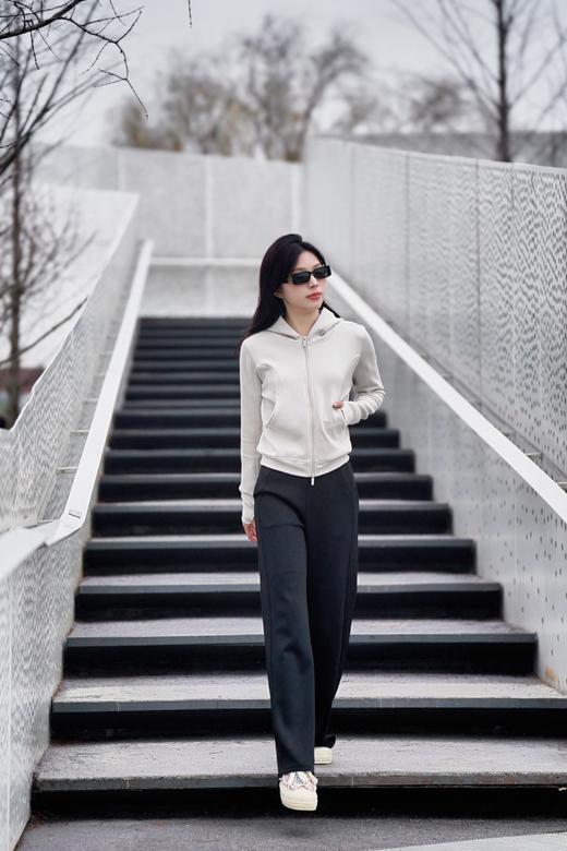 S2 臣禾	空气层卫衣短外套	JZ251010575 商品图4