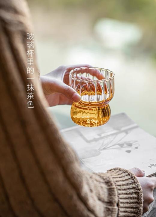 在追求高品质生活的当下，❤️一款优质的家用无铅玻璃杯【极就+ins风北欧高级感家用玻璃杯4个】，🏆无疑是您生活中不可或缺的贴心伴侣。 它不仅为您带来优雅的饮水体验 商品图3