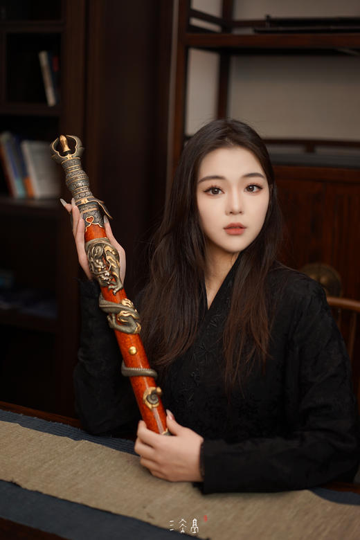 三希堂  出云系列  错金银浮雕不动明王剑  未开刃 商品图4