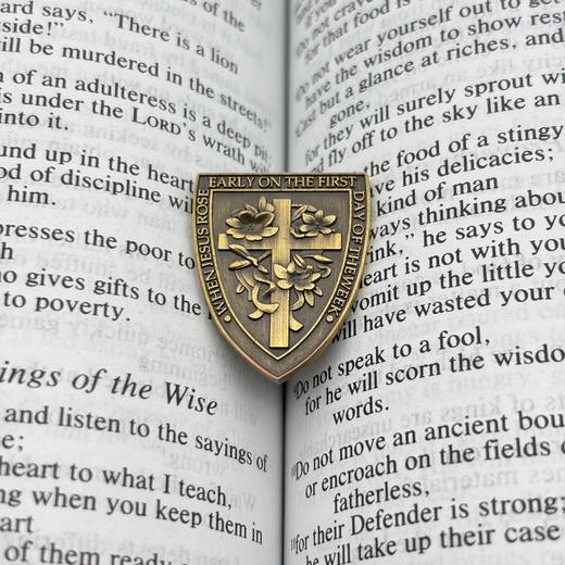 「复活」胸针 商品图1