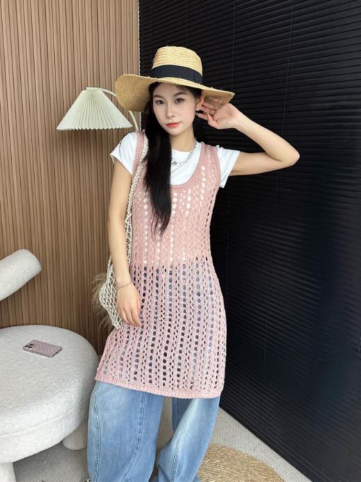 🌺【岚可可韩系镂空叠搭连衣裙】😎 背心裙镂空针织👏真的太绝了织法很好看 ❤️搭配T恤裙、整体很有松弛感!🥰!日常或者逛街约会都可以的~ 商品图2