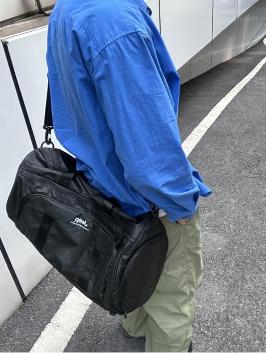 🌈健身党必入❗斩获TOP口碑榜的神级运动包来了！😎黑神话悟空同款【吉普·JEEP干湿分离健身包】💥炸裂登场，轻量化设计、出行无忧、减轻负担 轻松携带自由切换:手提/单肩/斜挎  商品图1