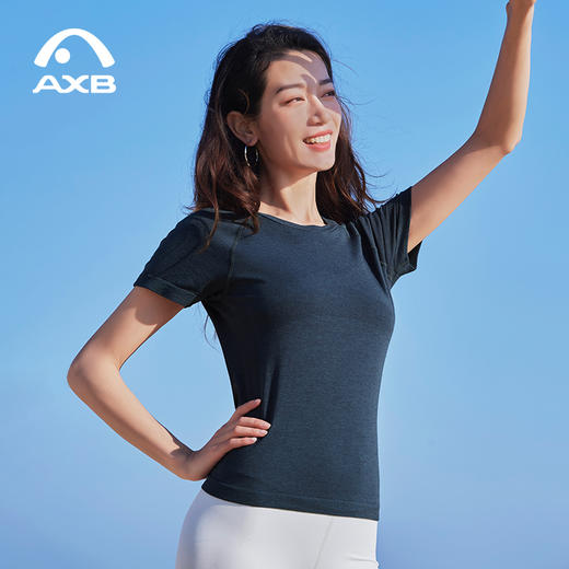 爱暇步春夏新款速干瑜伽服上衣女专业高端运动普拉提健身服T恤A25192NWF 商品图2