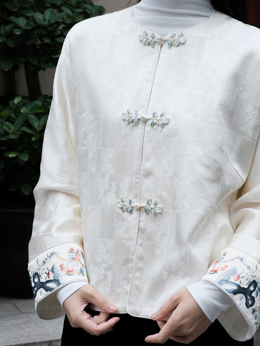 盛唐牡丹| Paisley纹冠乐绉仙鹤舞林手推绣外套 商品图2