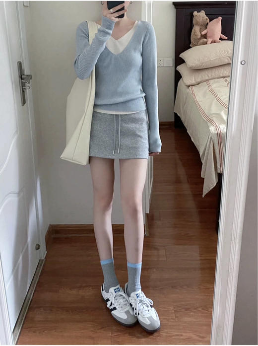 奶蓝假两件打底衫 商品图4