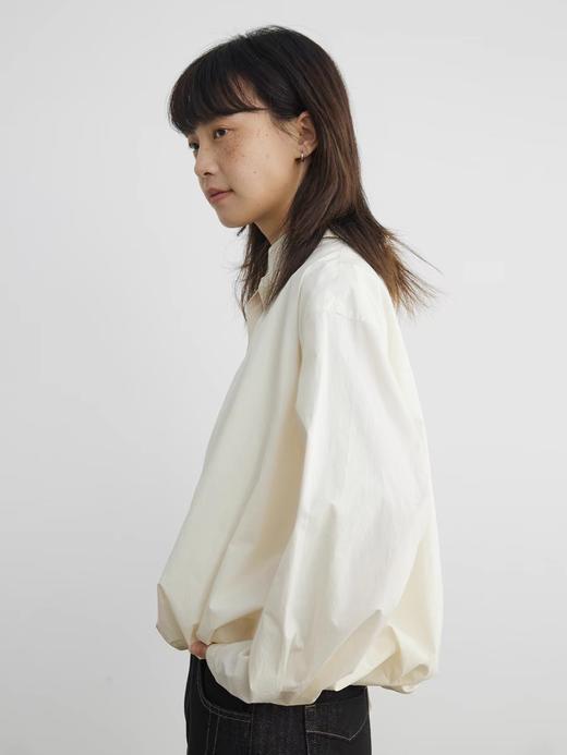 步履不停/5A11232C/翻领花苞结构衬衫 商品图2