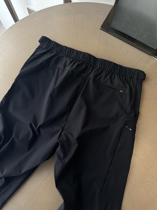 点此购买 On昂跑春秋季男士高性能轻量越野跑长裤 ye 311744 商品图14