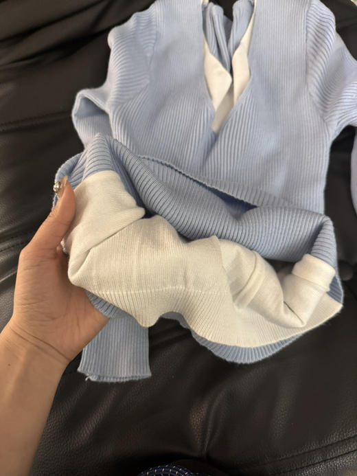 奶蓝假两件打底衫 商品图5