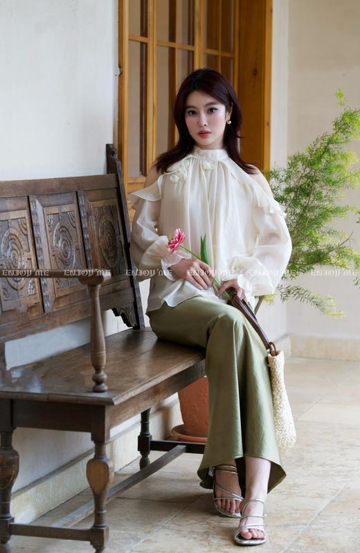 【门店同款】ENJOY春季“绮梦繁花”手工钉花上衣 161903016 商品图1