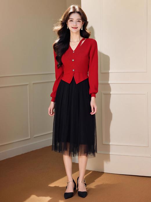 奢姿 2025年春季新款大码女装高级纽扣裙子胖mm设计时尚V领连衣裙9733868002 商品图5