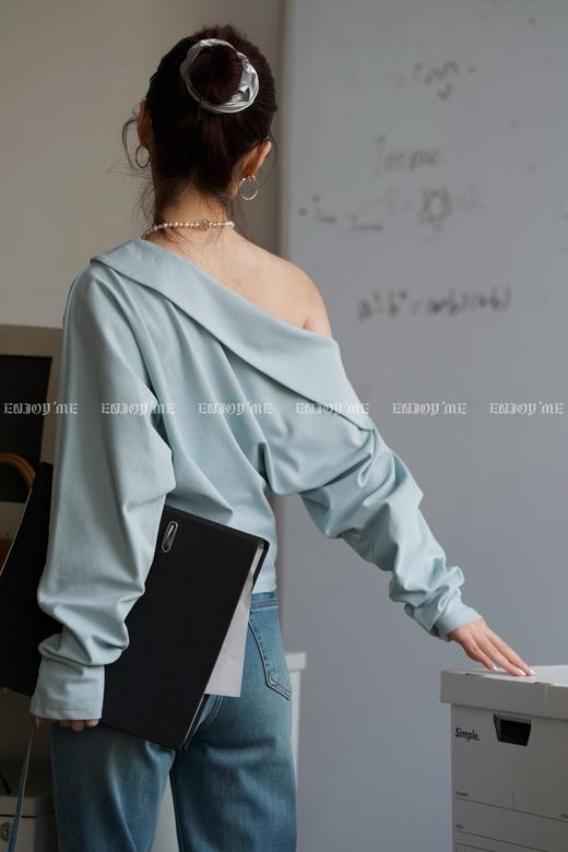 【门店同款】ENJOY春季“盐貌似糖”翻领斜肩小衫 161897568 商品图12