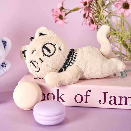 大英博物馆 巴斯特系列 趴趴萌猫毛绒钥匙扣香氛挂件 米色 商品图3