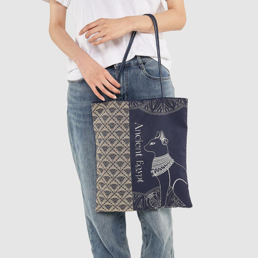 大英博物馆安德森猫提花牛仔2025新款女单肩包高级感通勤包 商品图1