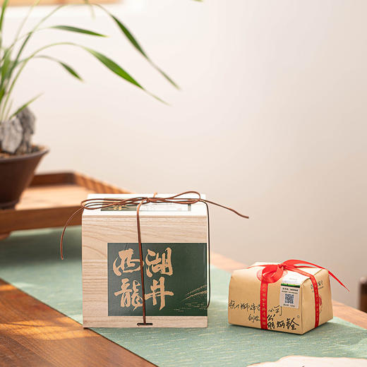 【陆续开始发货】2026狮峰山·明前龙井茶  鲜醇甘爽 嫩绿通透   一口春天的鲜活滋味 商品图3