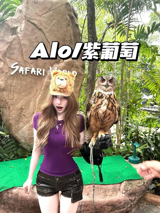 点此购买 Alo夏季女士多巴胺龙骨正肩短袖T恤 ggd 311790 商品图3