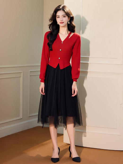 奢姿 2025年春季新款大码女装高级纽扣裙子胖mm设计时尚V领连衣裙9733868002 商品图2