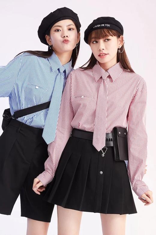 A21 宽松款红白条纹领带衬衫上衣 18004 商品图6