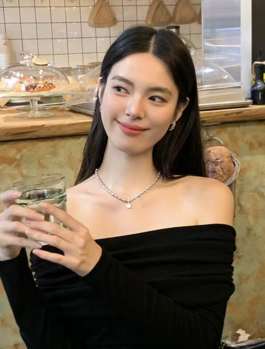 美到冒泡品牌同款施华洛世珍珠香槟珠方糖项链 商品图3