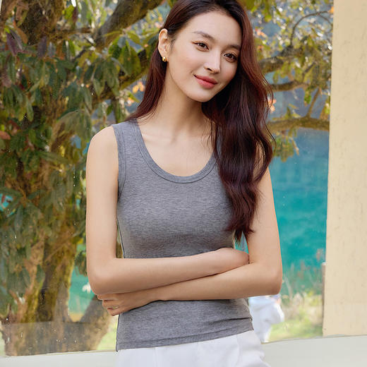 玳莎2025年春季新款U领无袖吊带背心女修身显瘦百搭内搭外穿上衣  FA32001 商品图2