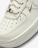Nike 耐克Air Force 1 '07 LX 女子空军一号小金钩运动鞋FV3654-111 商品缩略图5