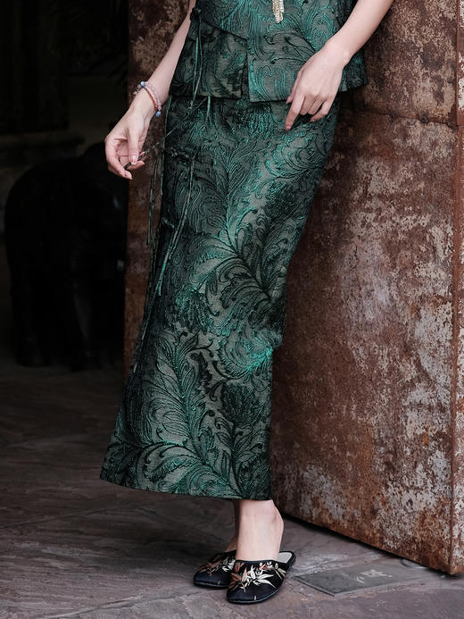 廷前观棠 | 春山半裙 商品图0