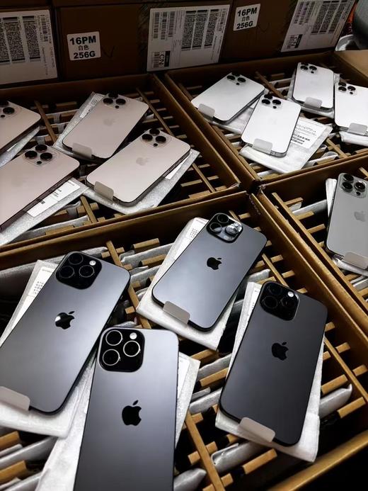 编号KC16QX-苹果国行库存机iPhone16/16Plus/16Pro/16roMax全新品质·电池100%·专业靠谱实体店保1年 商品图1