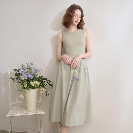日系简约设计感柔软拼接针织背心裙女大裙摆连衣裙V0550201 商品图3