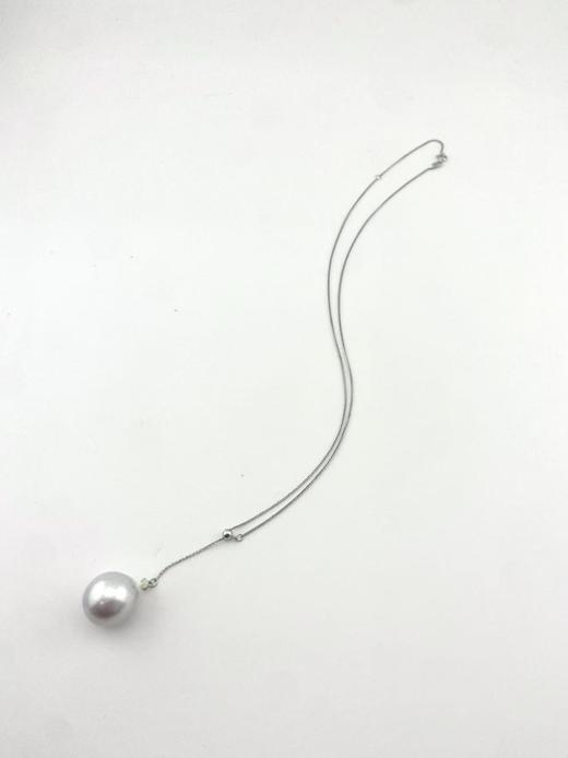 【挚友限定】18K金澳白巴洛克Y字链13-14mm（福利商品 无质量问题不享受7天无理由退货） 商品图5