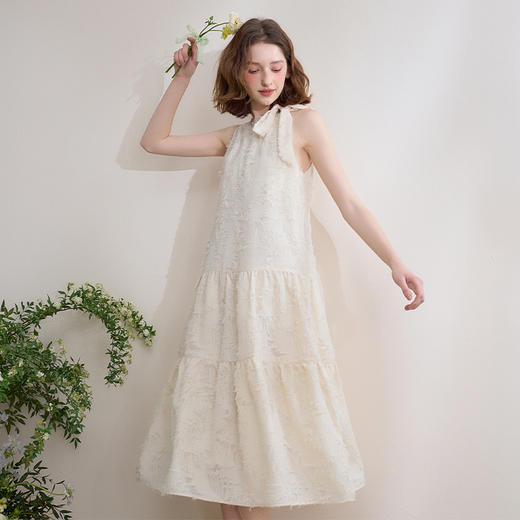 法式温柔立体流苏提花连衣裙女挂脖露肩系带A字长裙V0550202 商品图2