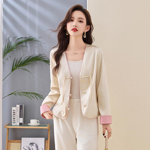 春装新款时尚新中式V领盘扣春秋短外套HR-ZYF8818 商品图3