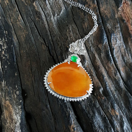 【天然正品】A货翡翠AU750精品白金镶钻镶天然冰种福袋(福气满满）黄翡吊坠项链26.4*20.3*9.6MM（皆取最大值）女士现售价：5880！130325AH31 商品图4