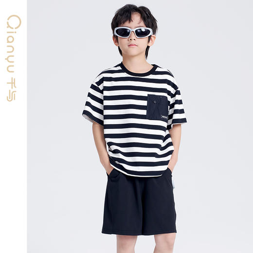 笛莎千与2025夏新款男童时尚条纹针织短裤套装 商品图2
