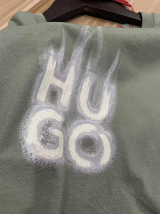 外贸原单正品BOSS男士新款圆领短袖T恤衫纯棉T恤徽标圆领套头短袖T恤 男款   黑色。军绿
S码 。M码。L码。XL码。XXL码 商品图3