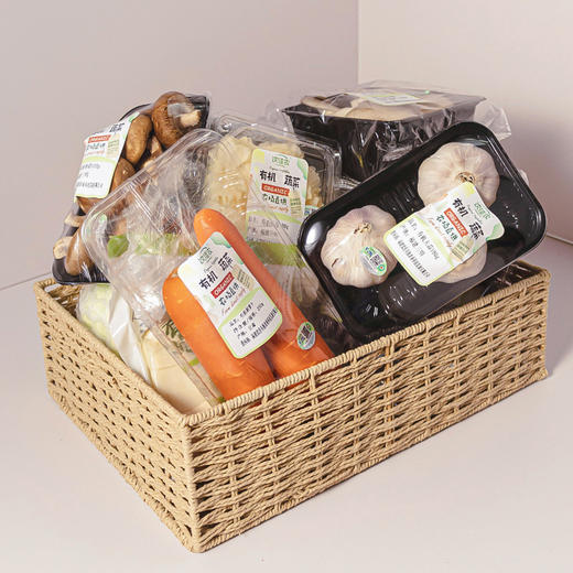 沈佳农有机蔬菜包 当季新鲜叶菜、瓜果、根茎类、菌菇类等，一包里不重复，合理搭配，营养加倍 商品图3