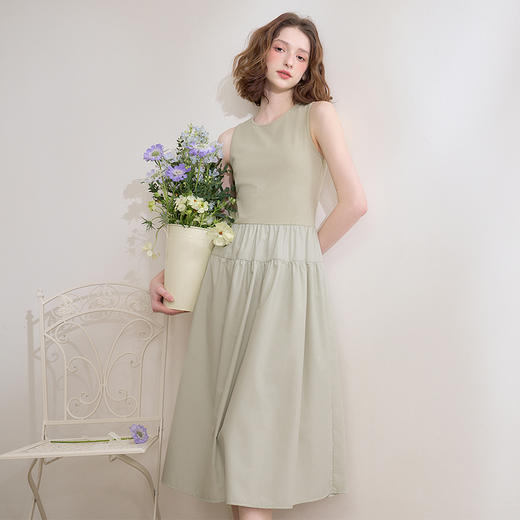 日系简约设计感柔软拼接针织背心裙女大裙摆连衣裙V0550201 商品图0