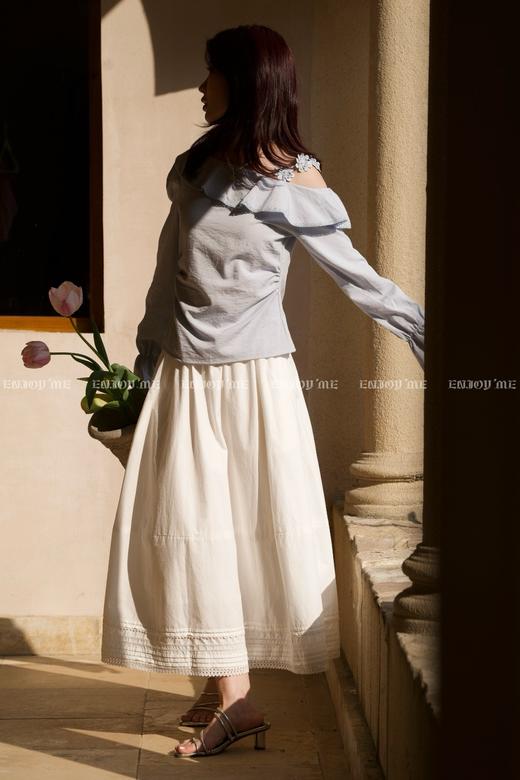 【门店同款】ENJOY春季“绮梦繁花”立体花斜肩上衣 161843076 商品图3