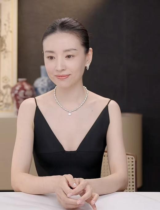 美到冒泡品牌同款施华洛世珍珠香槟珠方糖项链 商品图11