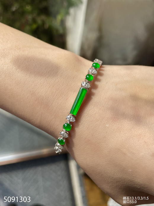 5091303，无事牌手镯。具体价格微信咨询 商品图5