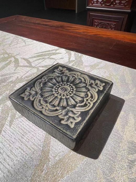 方形石头底座9*9*3cm 商品图0