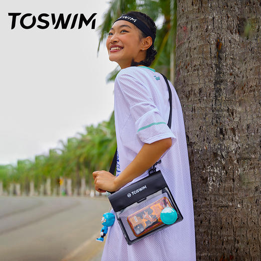 TOSWIM手机防水袋潜水套可触屏游泳拍照便携单肩斜跨防水游泳包 商品图0