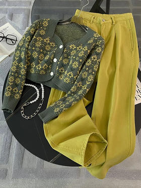 文艺复古绿开衫