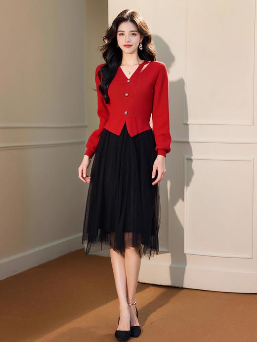 奢姿 2025年春季新款大码女装高级纽扣裙子胖mm设计时尚V领连衣裙9733868002 商品图0