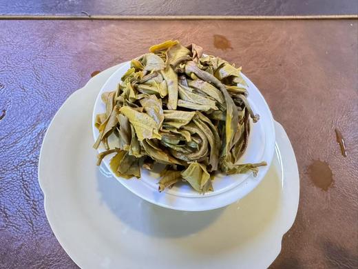 2024 滑竹梁子 海拔2429米  版纳之巅 普洱生茶 357克 商品图6