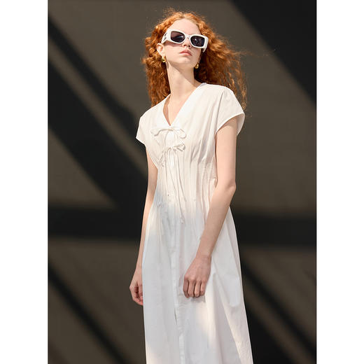 三彩2025夏季新款法式复古收腰V领连衣裙府绸美棉长裙气质简约S 商品图1