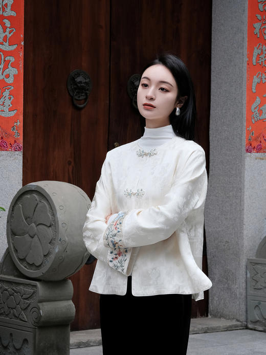 盛唐牡丹| Paisley纹冠乐绉仙鹤舞林手推绣外套 商品图6