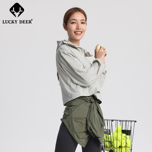 LUCKY DEER/幸运鹿女防泼水黑胶帽檐短款upf50+防晒衣 商品图5