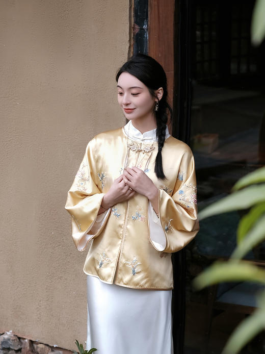 盛唐牡丹 |松花黄重缎真丝散花手推绣外套 商品图4