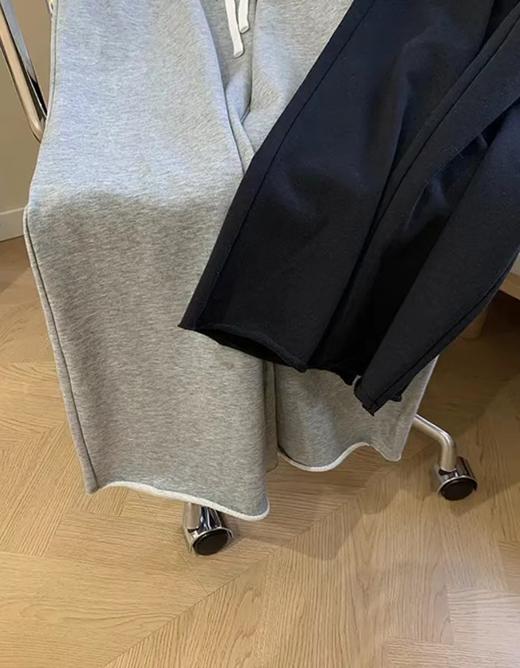 老米优品🎈 3-5天！小个子菇凉本菜！《松弛感毛边九分休闲裤》带一点点微喇的直筒版型，修腿神器！！K250312A  下架 商品图3