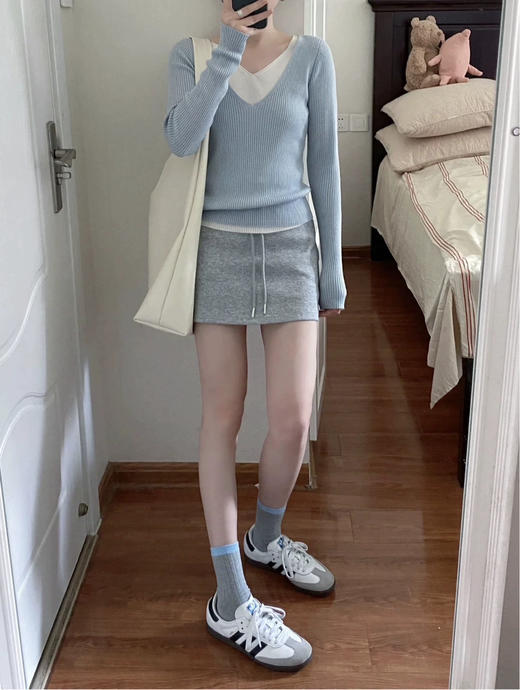 奶蓝假两件打底衫 商品图0