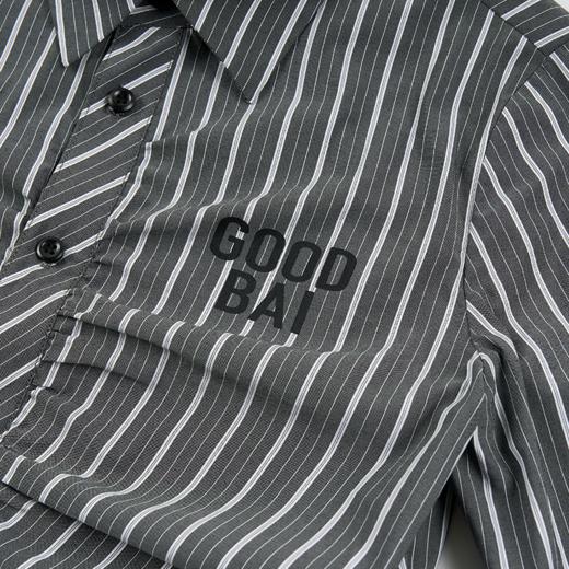 GOODBAI 粗体logo条纹翻领打褶收腰斜襟长袖衬衫 商品图3